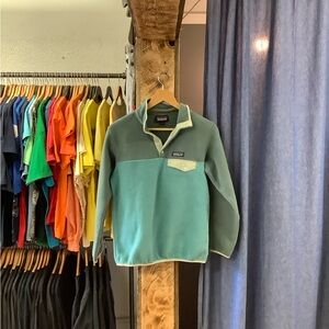 Vintage Patagonia Green/Cyan Fleece Sweater